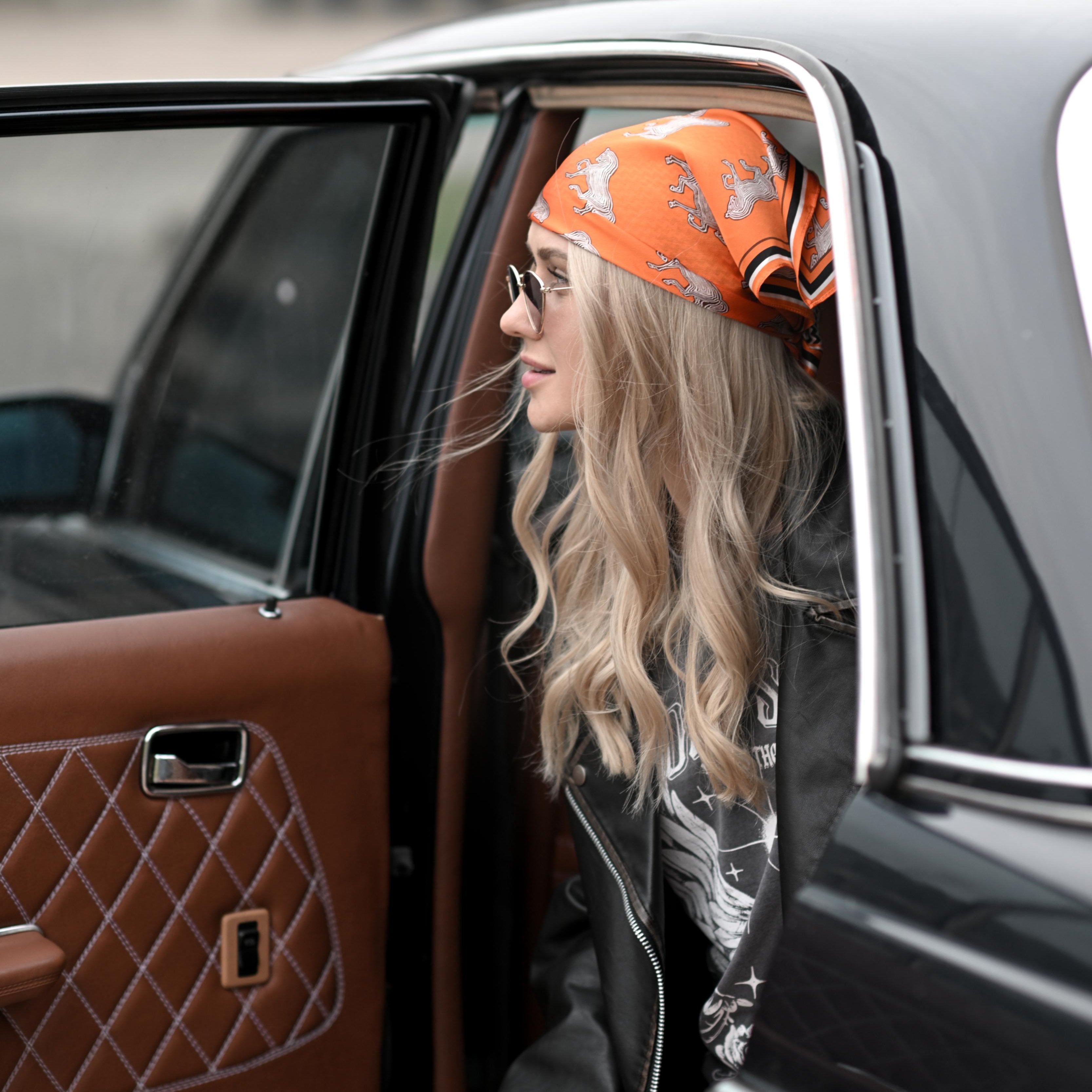 CHARMING_silkineskarele_empoweryou.lt_silkineskarele_empoweressence_moterubendruomene_igalinimas