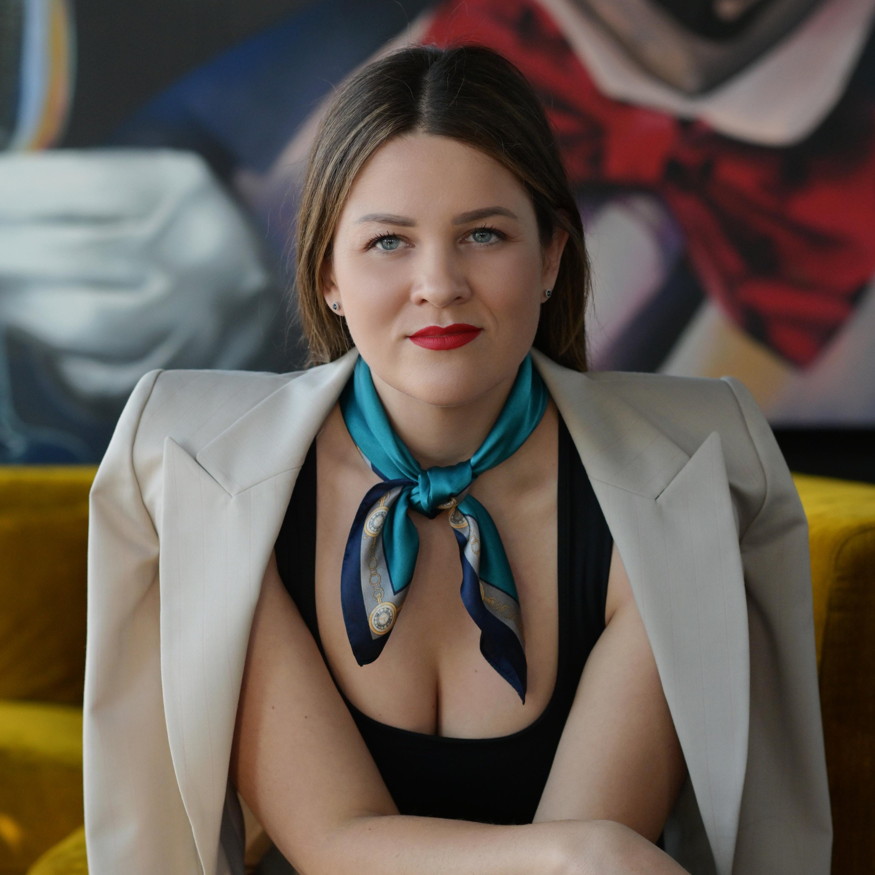 NEW_ERA_silkineskarele_empoweryou.lt_silkineskarele_empoweressence_moterubendruomene_igalinimas_1