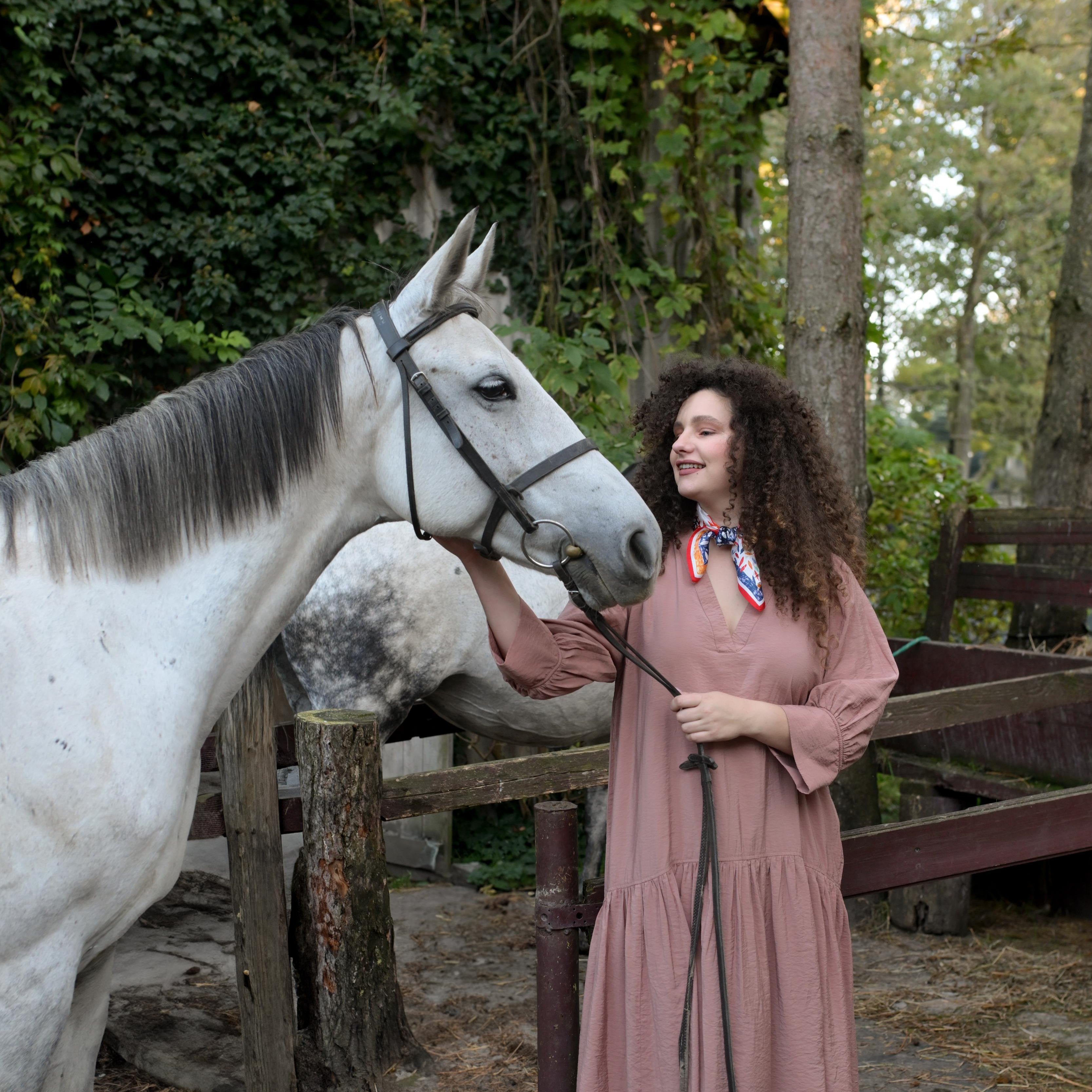 PLAYFUL CREATIVITY_šilkinė skarelė_empoweryou.lt