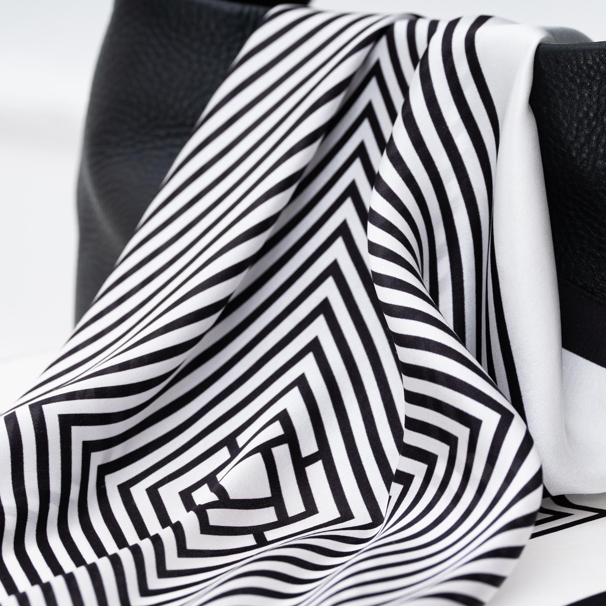 POWER_silkineskarele_empoweryou.lt_silkineskarele_empoweressence_moterubendruomene_igalinimas