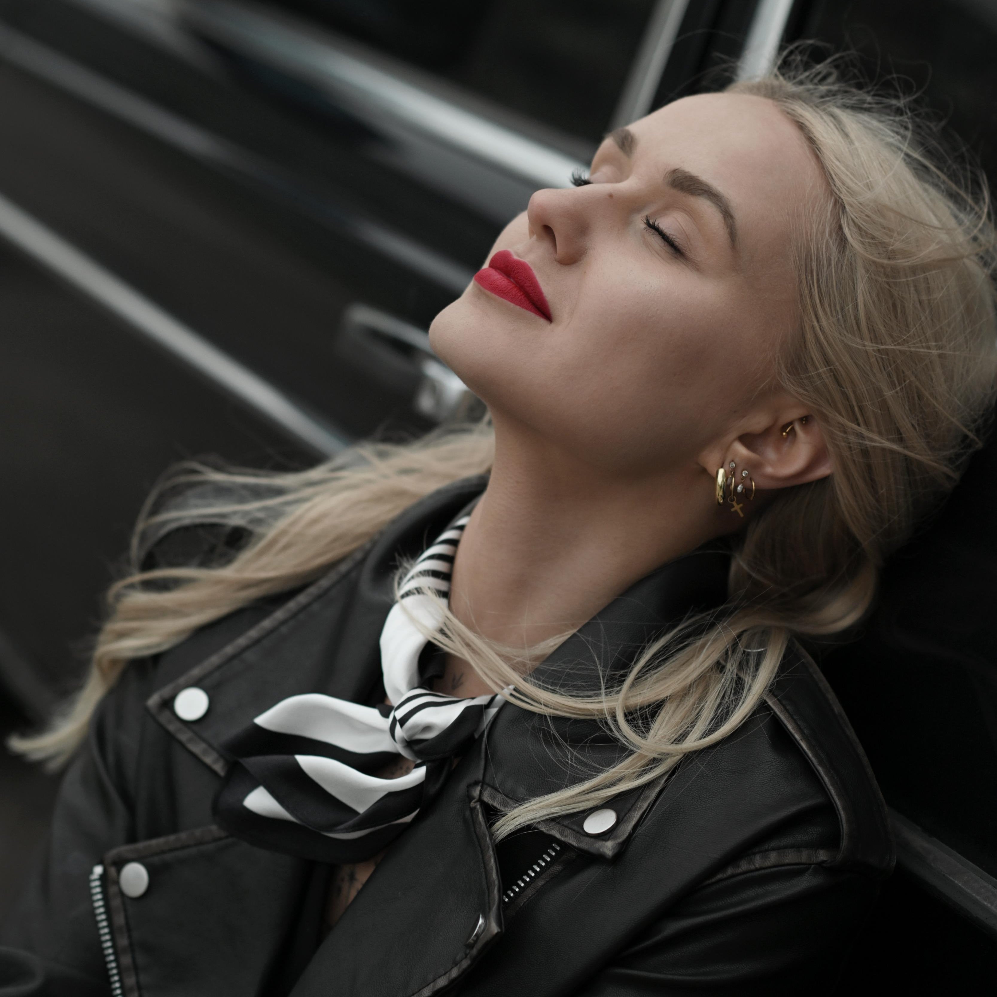 POWER_silkineskarele_empoweryou.lt_silkineskarele_empoweressence_moterubendruomene_igalinimas