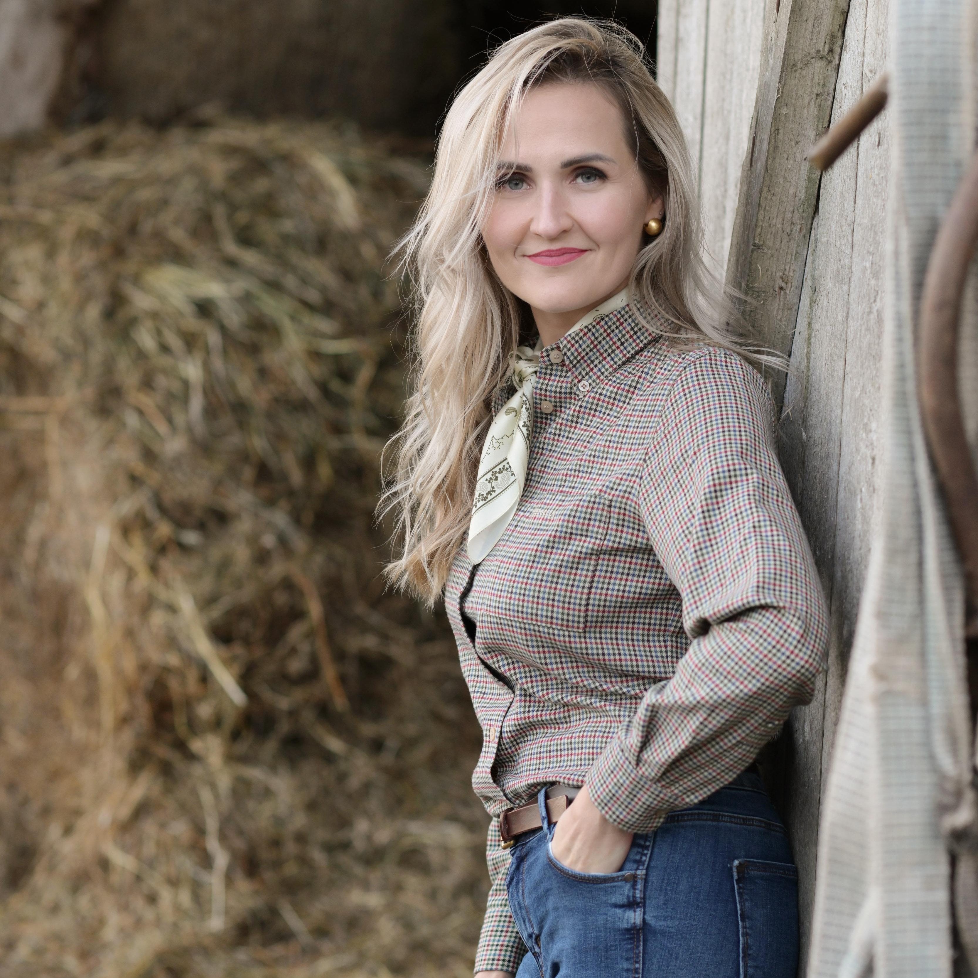 ONMYOWNsilkineskareleempoweressence10