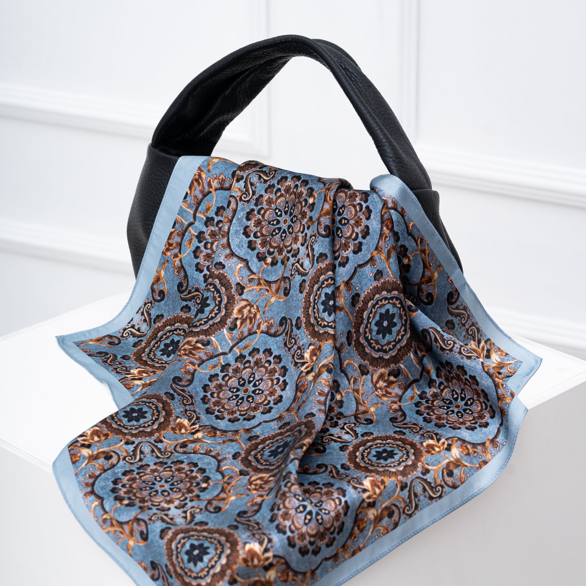 SELF_LOVE_silkineskarele_empoweryou.lt_silkineskarele_empoweressence_moterubendruomene_igalinimas